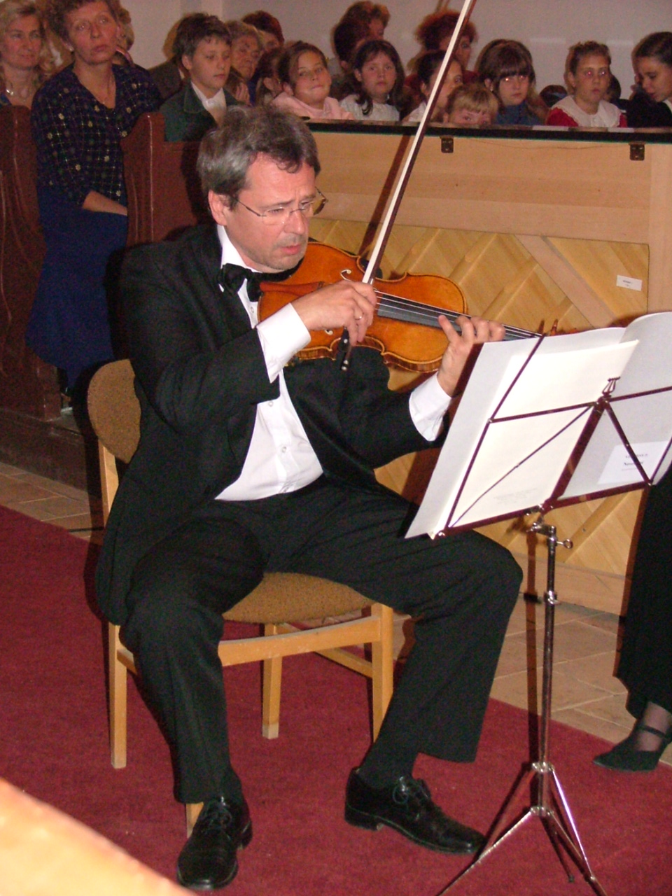 Selmeczi János hegedűművész kezdettől támogatta a fesztivált